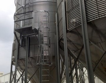 SILO 8